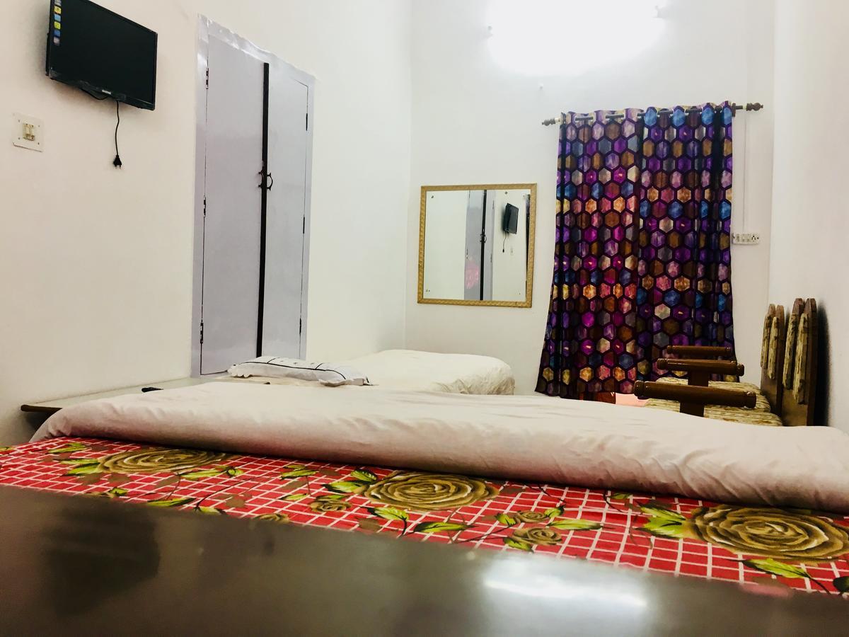 Hotel Heritage Sanyam Nahan Exterior photo